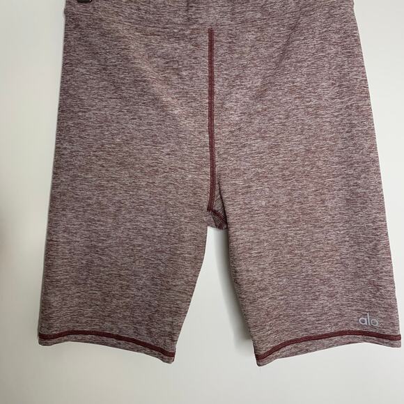 Alo Yoga High Waisted Mauve Alosoft Flow Bike Shorts Womens Small - Picture 8 of 13